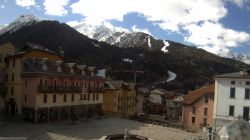 Ponte di Legno piazza XXVII Sett