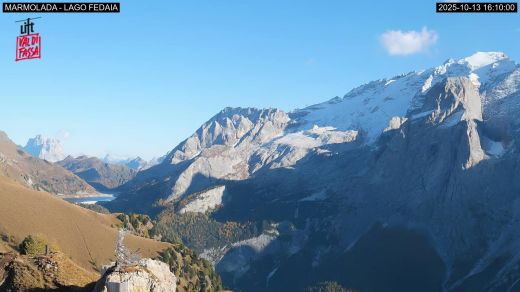 Ghiacciaio della Marmolada Vista da Canazei m. 3343