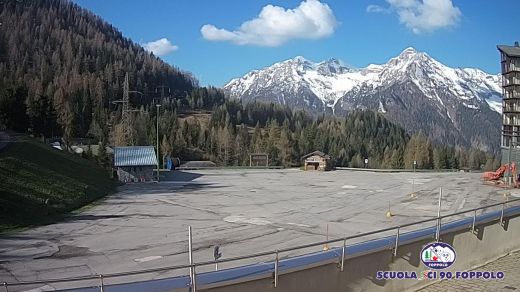 Foppolo Piazzale alberghi Foppolo