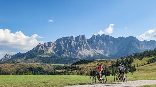 Rosadira Bike Days, a giugno workshop e tour in bici tra le montagne della Val d'Ega