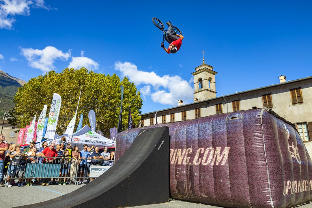 Melavi' Valtellina eBike festival si sposta in primavera ed apre le iscrizioni.