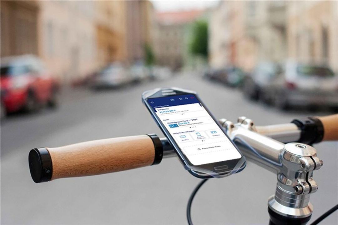 Selfy Mediolanum, il conto bancario per il ciclista smart