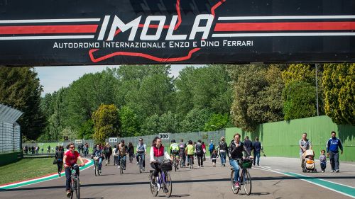 Imola   Autodromo in bici