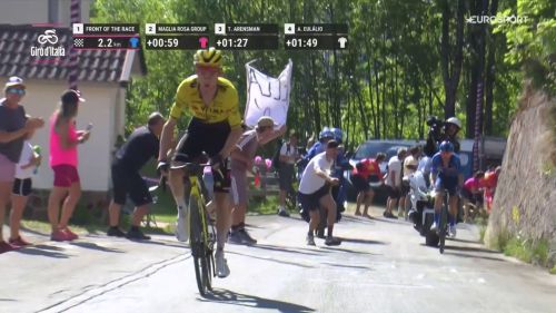 Che beffa per ciccone! kuss passa giulio come una moto e se ne va da solo: rivivi lo scatto decisivo sulla salita di piani di p