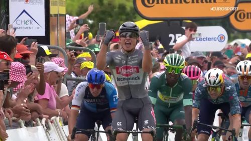 Tour de france - philipsen è tornato! van der poel lo lancia e il belga esulta, van aert 4°: rivivi l'arrivo