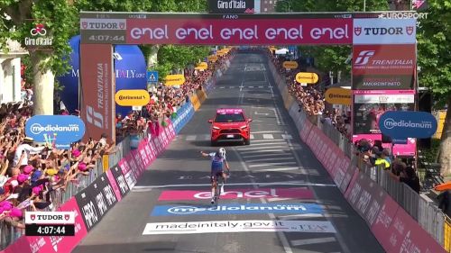 Giro dItalia - DallInferno al Paradiso! Alaphilippe torna a vincere in un Grande Giro 3 anni dopo: rivivi larrivo
