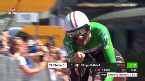 Giro d'italia - l'urlo di ganna! prova spettacolare: anche pogacar va ko nella crono di desenzano, rivivi il finale