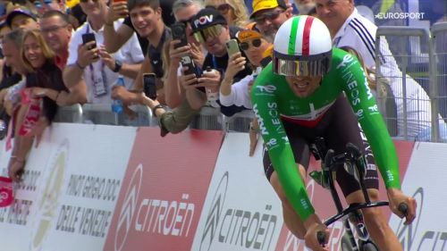 Filippo ganna è un fenomeno! super tempo nella cronometro viareggio-massa, dati 3' a vingegaard: rivivi il finale della sua pro