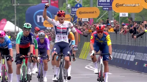 Clamorosa maxi caduta allarrivo di Burgas! Poi vince Magnier, Jonathan Milan chiude al 4° posto: rivivi la volata