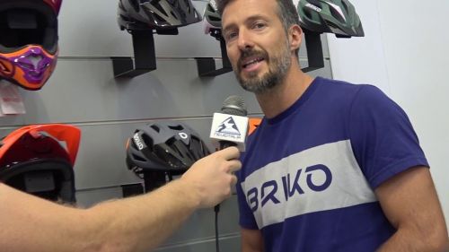 Briko introduce xs alla gamma occhiali 2019 di superleggero ed il nuovo casco sismic