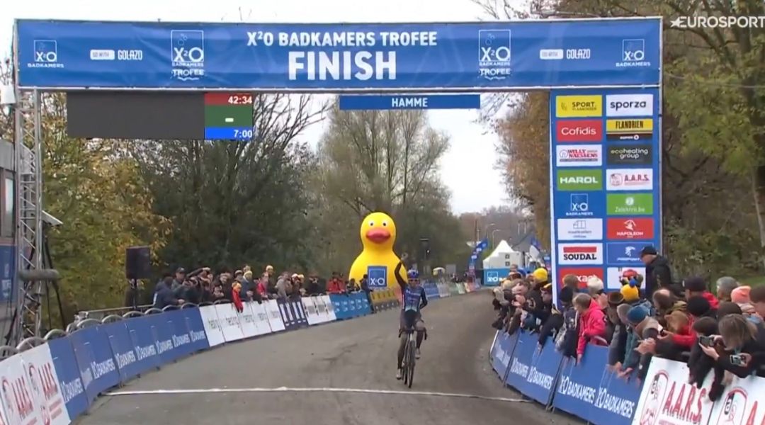 Nys piega Mason a duello nel fango di Hamme, ancora Lucinda Brand tra le donne per la 7^ gemma di stagione