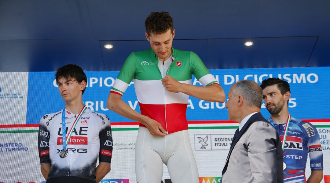 Venerdì il debutto su strada in maglia tricolore per Filippo Conca, firma con la Jayco ufficiale: 