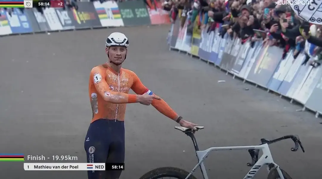 Van der Poel, la sesta sinfonia è da applausi! Dominio totale