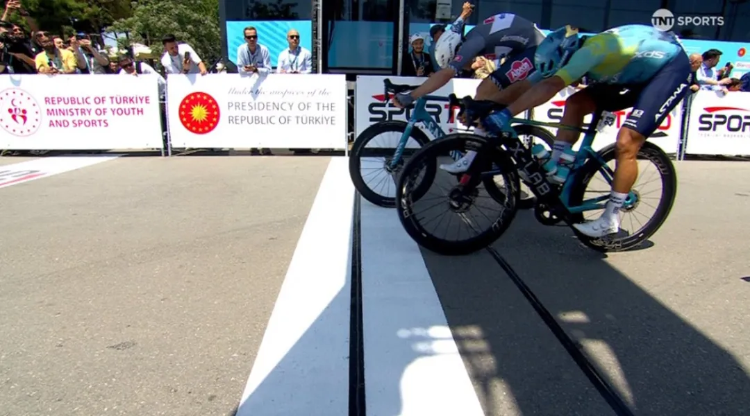 Dehairs resiste di misura a Malucelli, si apre con un successo belga il 60° Giro di Turchia