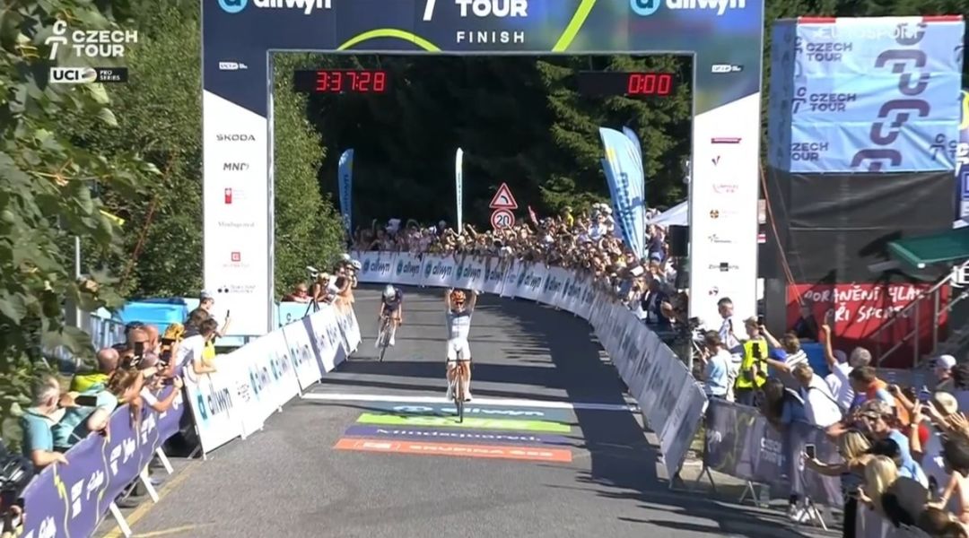 August regola Fancellu, Pozzovivo e Turconi al Czech Tour. Blikra su Vernon in volata all'Arctic Race