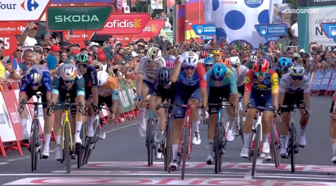 Brennan si sacrifica per Van Aert, ma il belga è solo 4° nel giorno del colpo a sorpresa di Tronchon