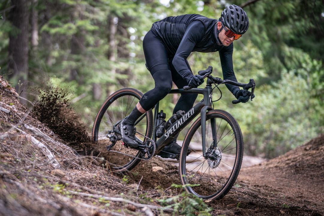 Specialized e Polartec contro l'inverno: ecco il nuovo e completo sistema a  strati