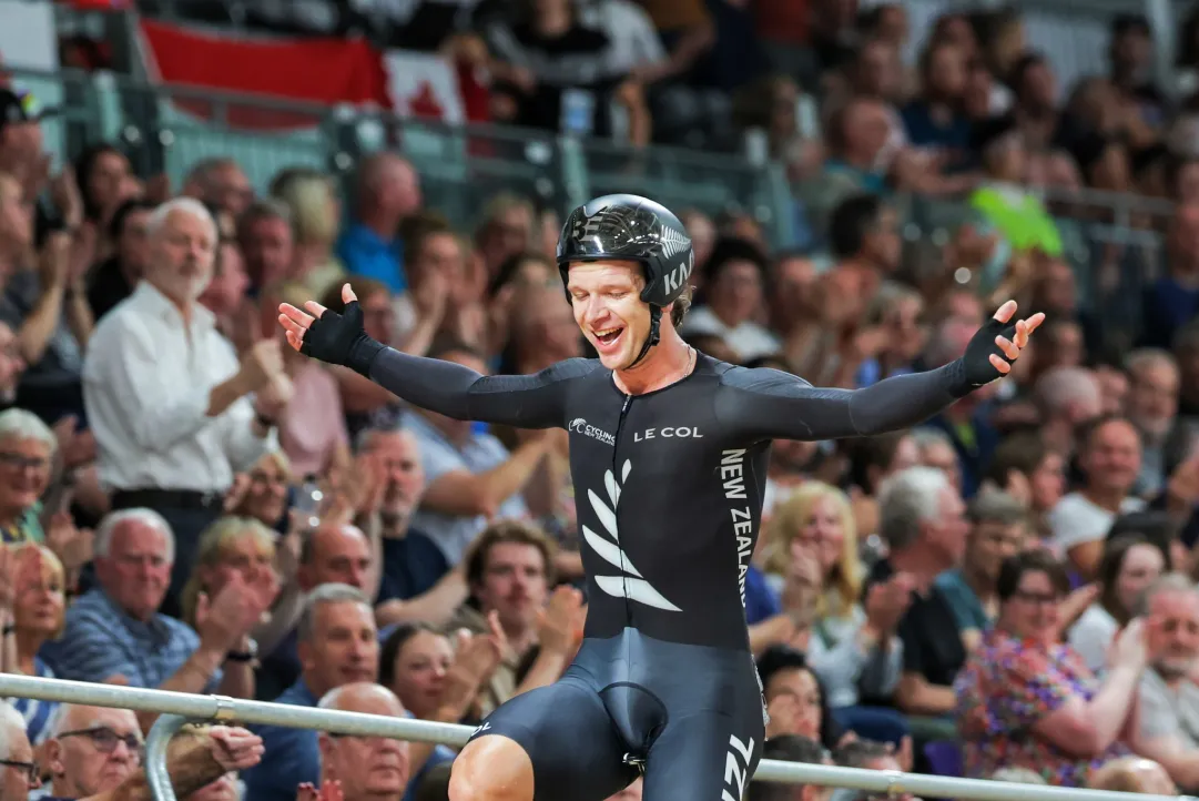 In pista si chiude con gli iridi di Gate, Valente, Quintero e Funicane. Settore femminile azzurro a secco