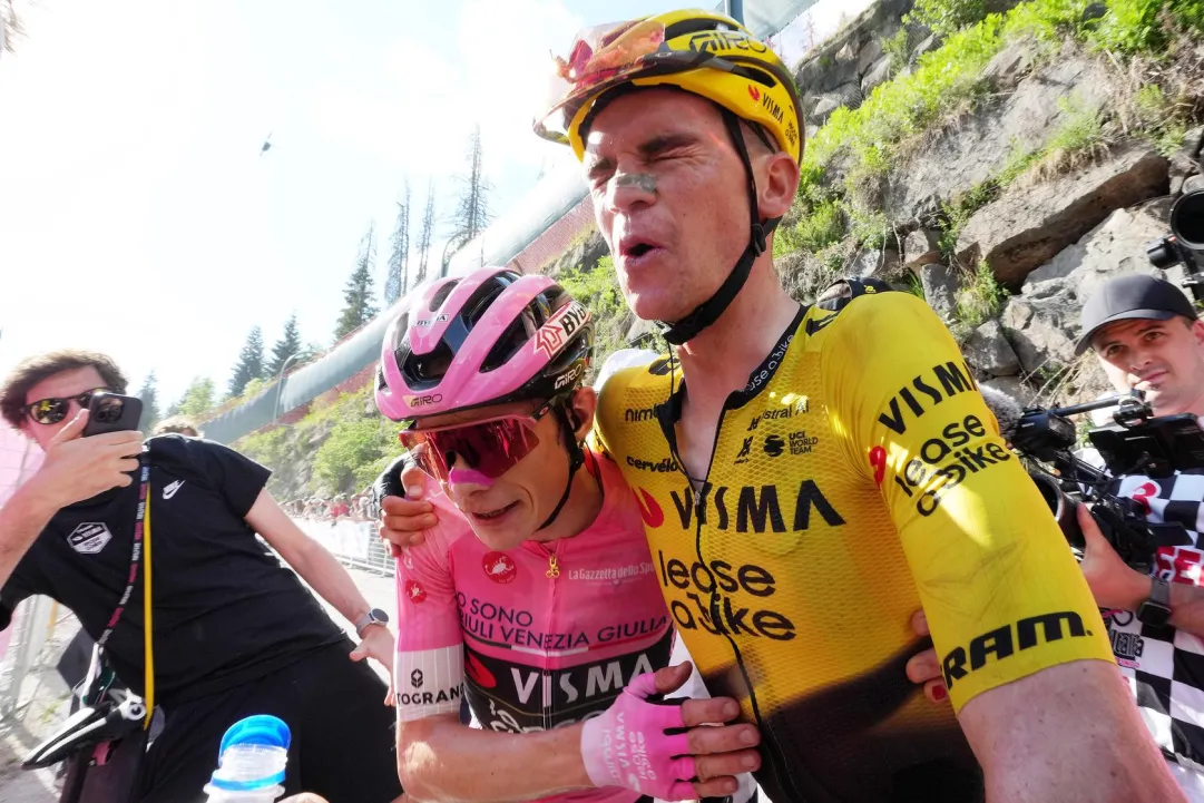 Nel giorno della rinascita di Kuss, capitan Vingegaard comanda il Giro. Ciccone show: 'Sono felice, anche se...'