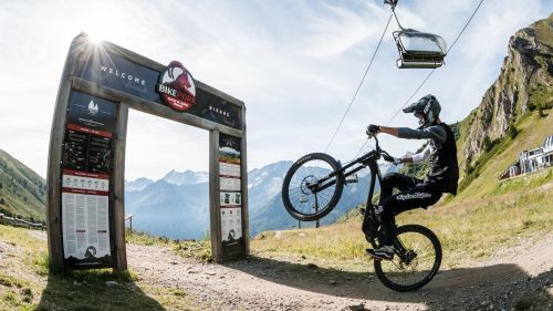 Selfy Mediolanum, il conto bancario per il ciclista smart