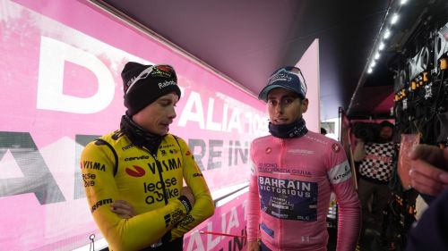 Ganna il favorito per la crono-verità sul lungomare della Versilia, Vingegaard può andare in rosa