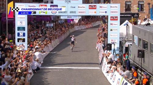 Fantastica cavalcata di Tim Wellens per il suo primo tricolore su strada, podio regale con Evenepoel e Philipsen