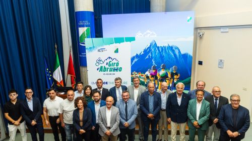 La terza edizione del Giro d'Abruzzo dal 15 al 18 settembre: 4 tappe, oltre 600 km e la INEOS quale team WT presente