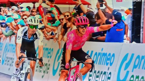 E' un colpo da sogno per Vincenzo Albanese! Al Tour de Suisse la prima perla nel WT per il campano