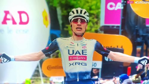 Ayuso mette paura a Roglic! Gran stoccata a Tagliacozzo per la doppietta UAE con Del Toro, ok Bernal e Ciccone
