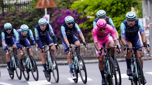 E' la tappa pi&ugrave; lunga del Giro, 245 km da Formia al Blockhaus: primo arrivo in salita, Vingegaard all'attacco?