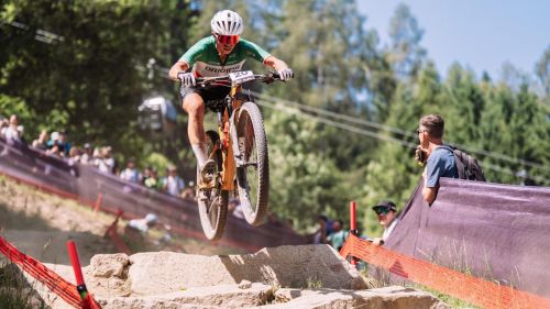 Storica Martina Berta! Vittoria da brividi in casa, La Thuile è tutta azzurra con la magia della valdostana