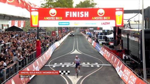 La prima spagnola a prendersi l'Amstel: che impresa di Paula Blasi, Niewiadoma e Vollering devono accontentarsi del podio