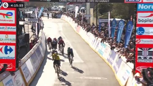 Ecco la prima gemma da pro per Matthew Brennan: il britannico domina lo sprint ridotto del GP de Denain