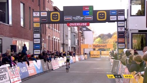 Sara Casasola e la prima magia italiana a Overijse: la friulana è diventata grande ed è leader del Superprestige