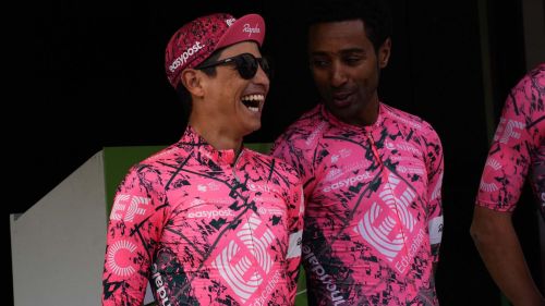 Esteban Chaves dice basta: saluta l'agonismo il colibrì di Colombia che nel 2016 sfiorò il Giro e vinse il Lombardia