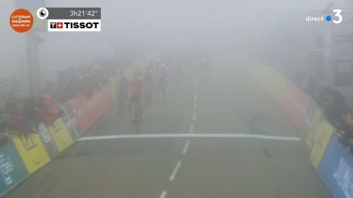 Altro colpo doppio al Delfinato, tocca a Derek Gee che stronca Grégoire, nuovo 4° posto per Ciccone