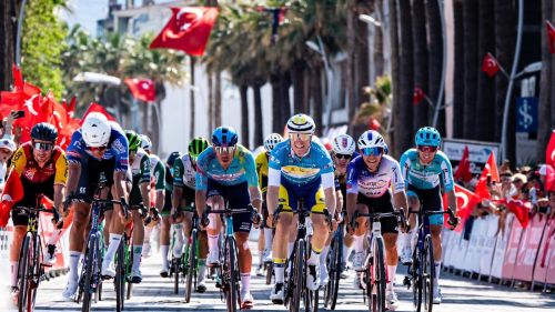 Ancora Tom Crabbe, tris da sogno per chiudere il Giro di Turchia: Ballerini 5°. Generale a Berwick