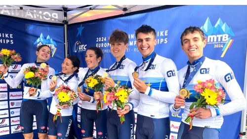 Il capolavoro azzurro nel team relay: primo titolo europeo per l'Italia della MTB, battute Francia e Svizzera