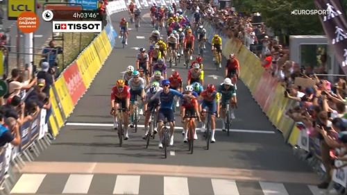 Delfinato: volatona di Stewart a Macon, solo 5° Milan. Reusser-Vollering, show in Svizzera