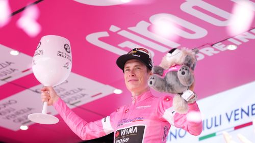 Piancavallo ultima salita della corsa rosa, Vingegaard per l'incoronazione. Da Cesenatico parte il Giro Women!