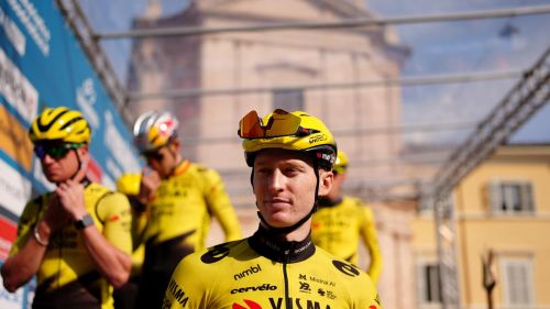 Nel pomeriggio la cruciale cronosquadre di Perreux, l'Auvergne-Rhone-Alpes entra nel vivo con Visma e INEOS favorite