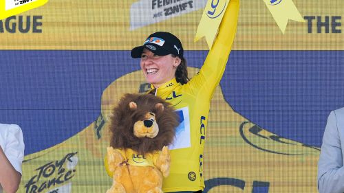 Ancora Charlotte Kool, in maglia gialla! Wiebes battuta a Rotterdam, altra top five per Balsamo