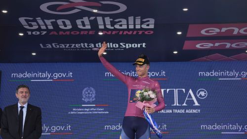 Milan, il tris al Giro per diventare... il n° 1 assoluto dello sprint mondiale: I ventagli, poi una squadra pazzesca...