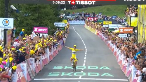 Pauline, regina di Francia: il Tour è di Ferrand-Prevot, che trionfa in giallo pure nel gran finale di Chatel