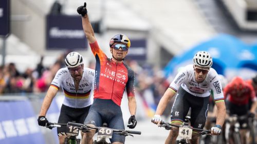 Puck Pieterse apre una nuova era della MTB: vittoria storica al debutto élite, decima Martina Berta