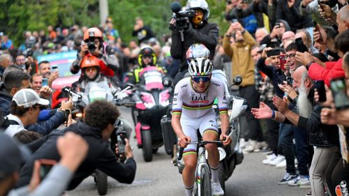 Pogacar nella scia di Coppi: il quinto Lombardia in fila vale la storia, Evenepoel saprà inventarsi qualcosa?