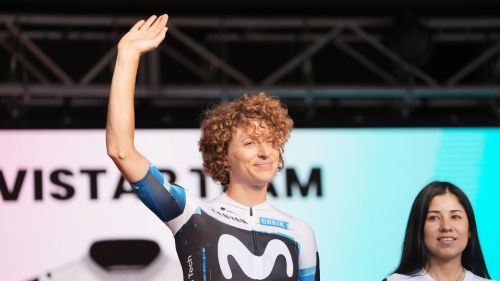Giro d'Italia Women, tutto da pronostico nella crono di Bergamo: Marlen Reusser è la prima maglia rosa