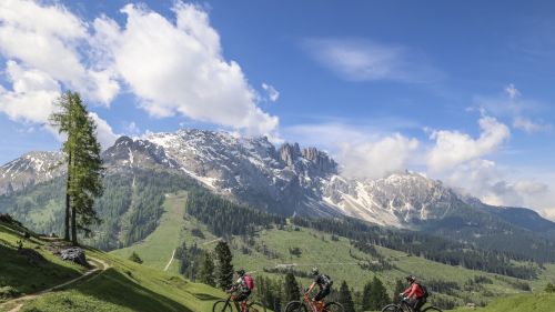 Rosadira Bike Days 2026, la Val d'Ega a due ruote propone uno scenario unico dal 10 al 14 giugno
