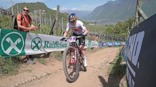 Seconda nell'XCC, in trionfo oggi nel cross country olimpico: che week-end di Laura Stigger a Nove Mesto