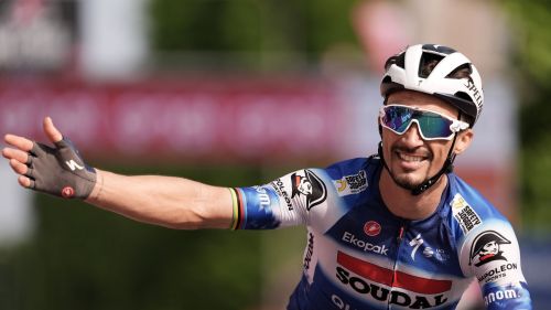 Alaphilippe, che shock: l'ex bi campione del mondo si ritira con effetto immediato, lascia un grande delle due ruote